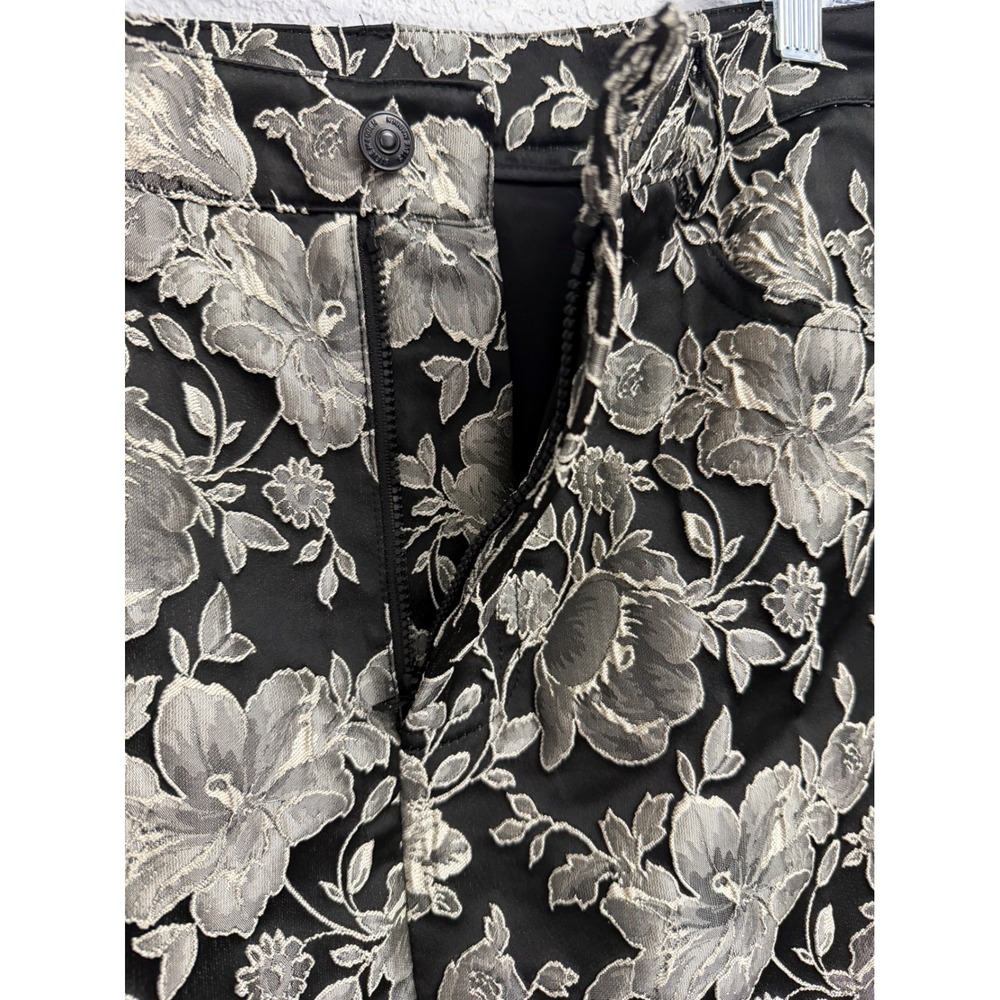Steve Madden Beck Skirt Black Silver Floral Brocade Mini Skirt Size 4 BO409104 - Picture 5 of 10